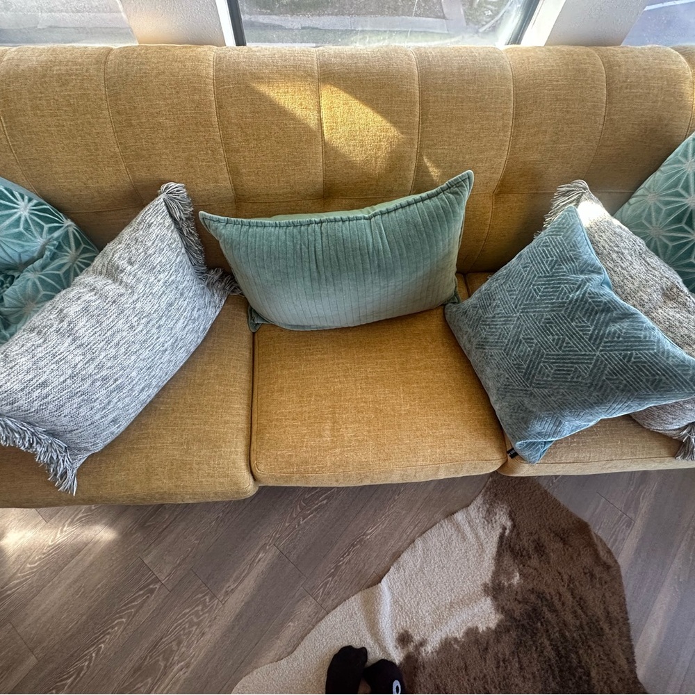 Yellow sofa/couch - Picture 2 of 2